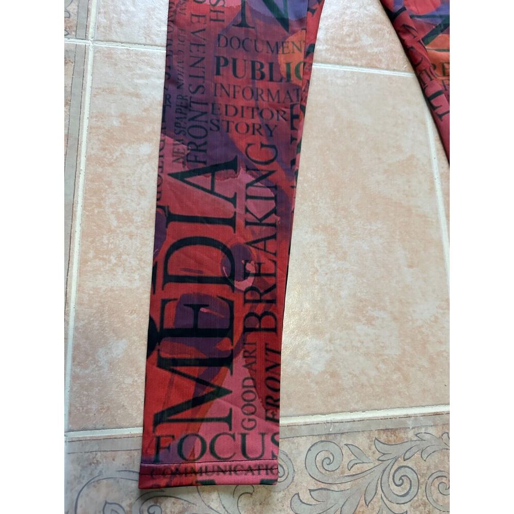 Made in The USA Women Multicolor printed Leggings Size S - Picture 3 of 6